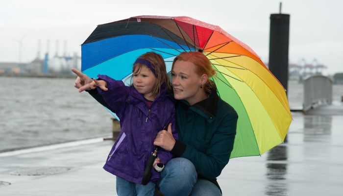 在篮子里被发现后死亡的5岁“宝贝”是特鲁斯维尔老师的女儿