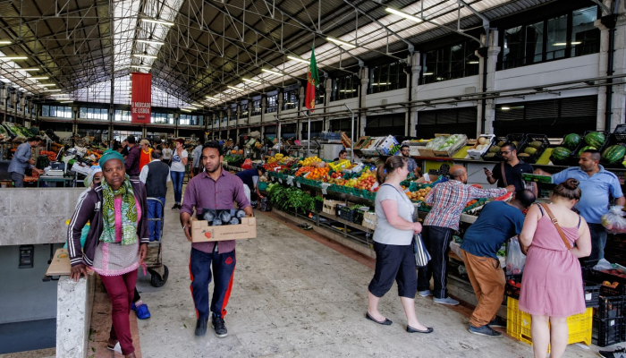 尹代表将举行第一次会议