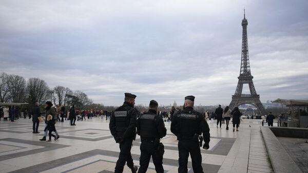 French investigators probe mental health of Paris attacks suspect