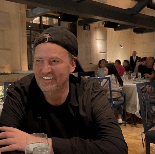 Matthew Perry, Edwards